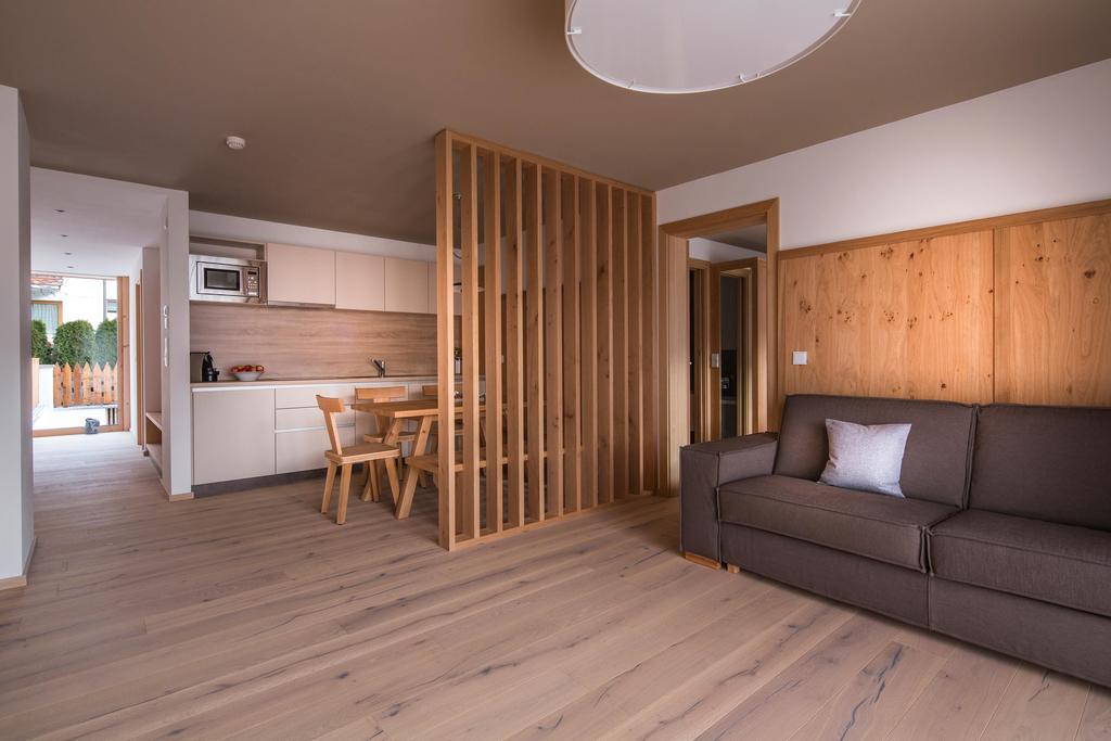 سان فيجيليو دي ماريبْ Moelgg Dolomites Residence الغرفة الصورة